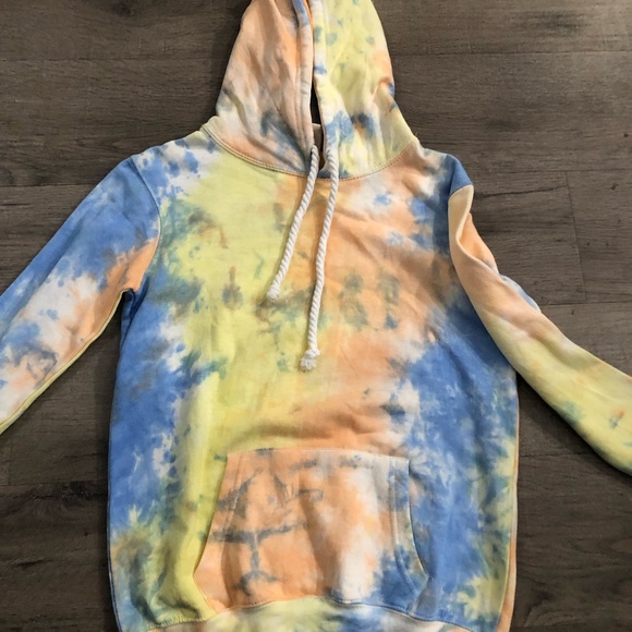 NWT Tye Dye Hoodie - Picture 2 of 6